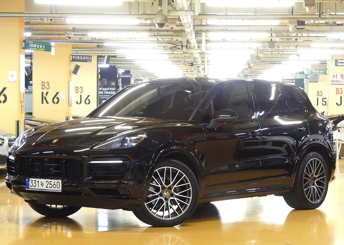 Porsche Cayenne (PO536) 3.0 2023 — photo 1 sur 26