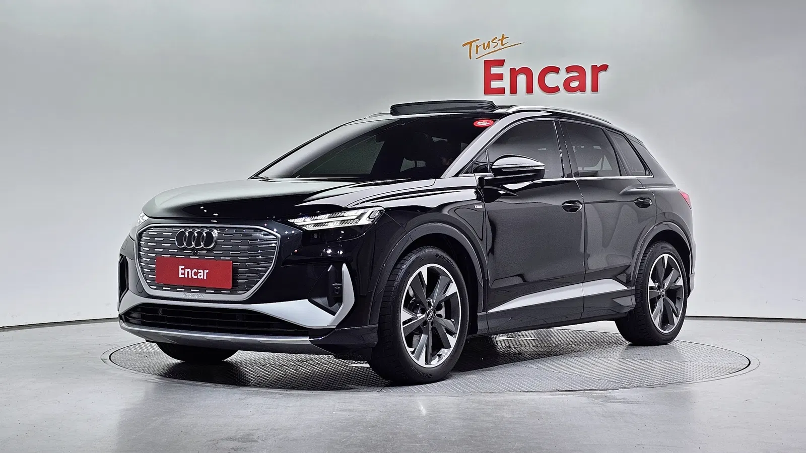 Audi Q4 e-tron (F4) 40 Premium 2023 — photo 1 sur 30