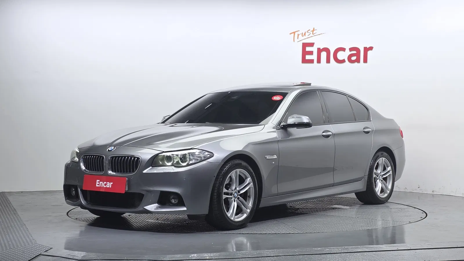 BMW Série 5 (F10) 528i M Aero Dynamic 2016 — photo 1 sur 20