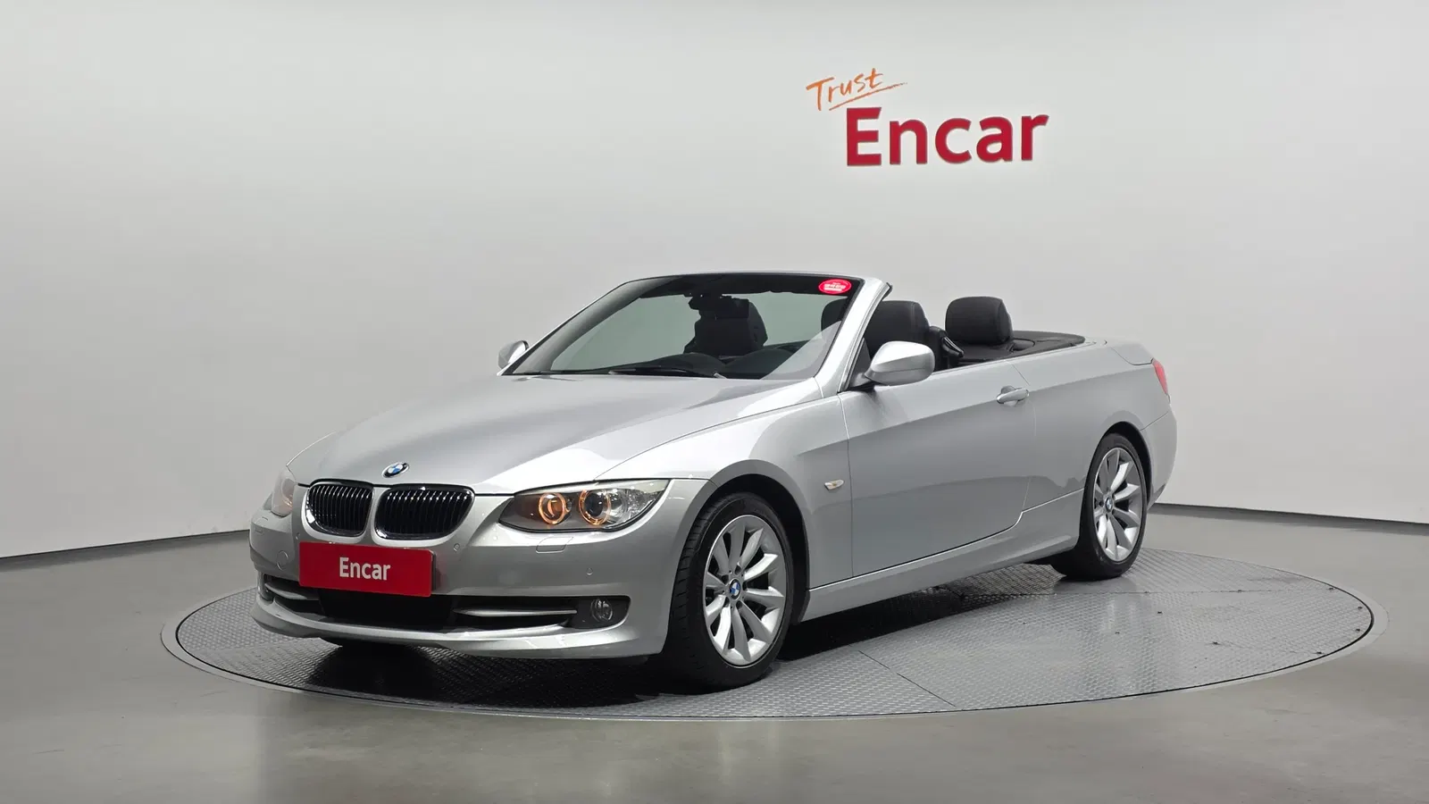 BMW Série 3 (E90) 328i Convertible 2010 — photo 1 sur 20