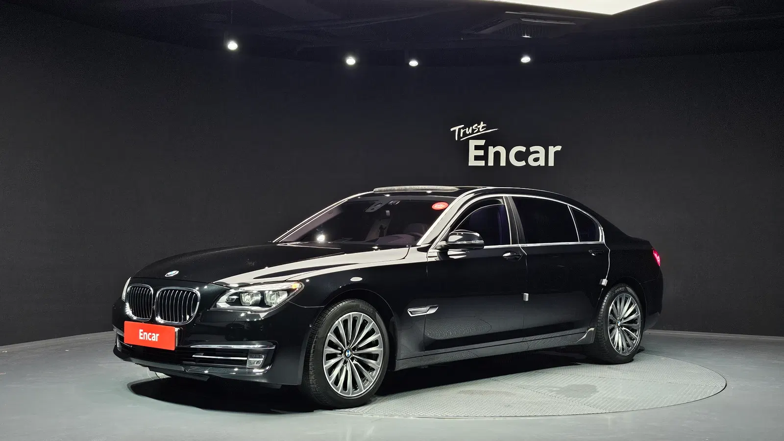 BMW Série 7 (F01) 750Li 2013 — photo 1 sur 20