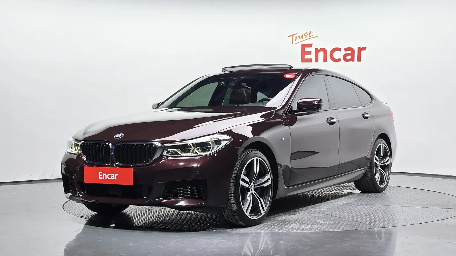 BMW Série 6 GT (G32) 640i xDrive M Sport 2018 — photo 1 sur 36