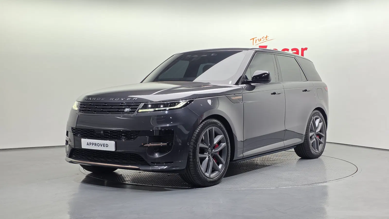Land Rover Range Rover Sport 3e génération P550E Dynamic HSE 2026 — photo 1 sur 20