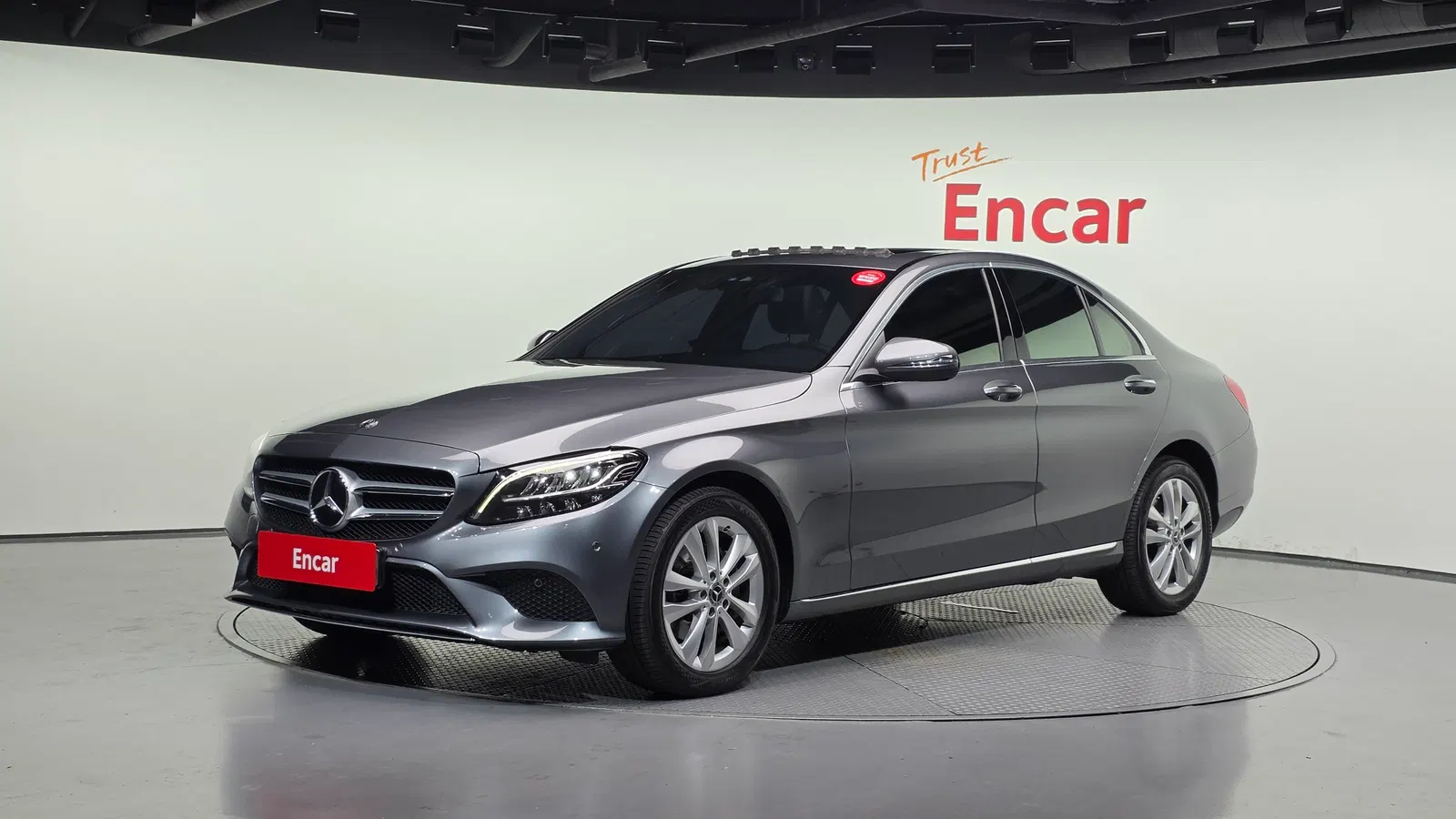 Mercedes-Benz Classe C C220 d Avantgarde (W205) 2019 — photo 1 sur 32