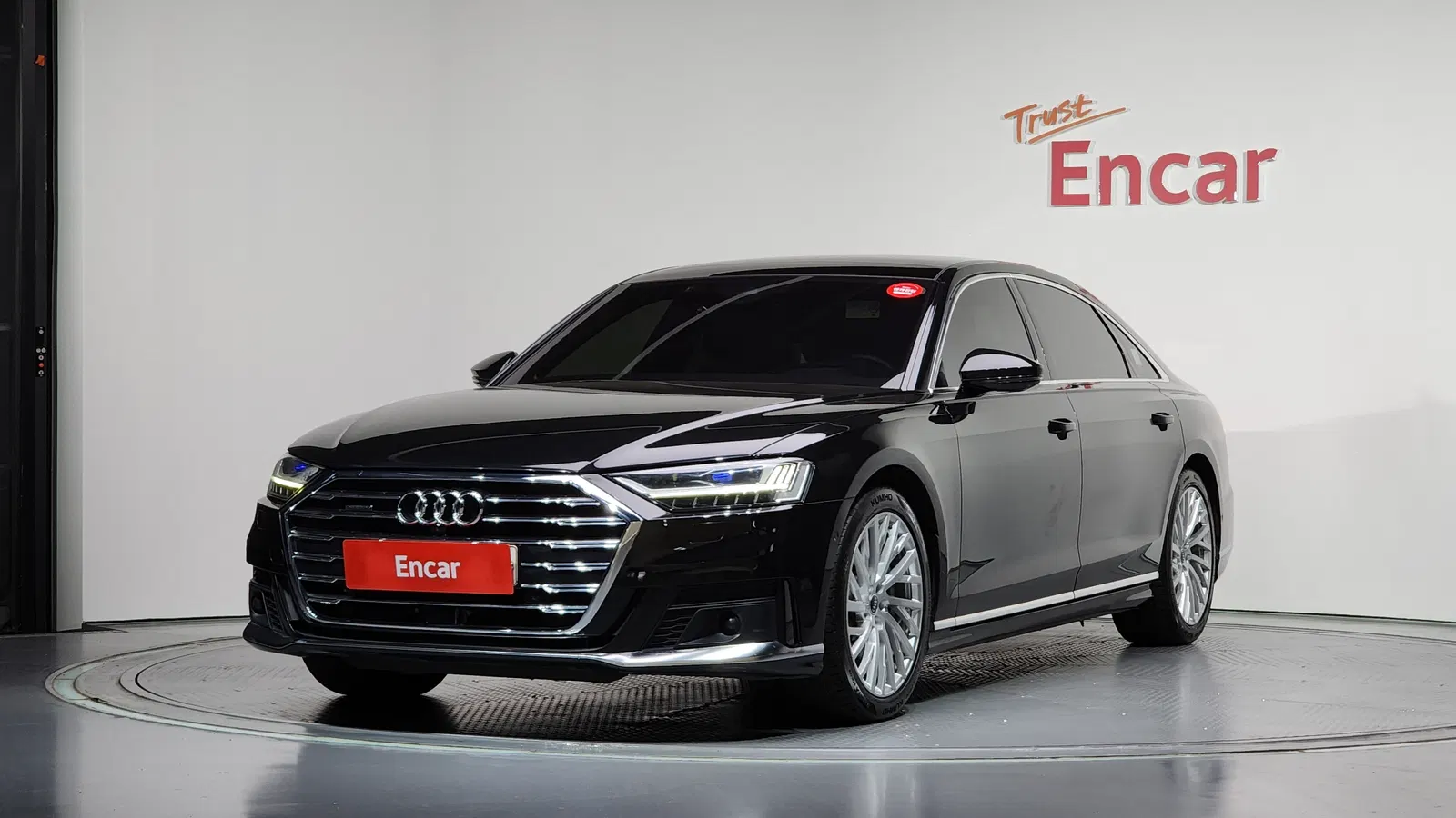 Audi A8 (D5) 55 TFSI Quattro LWB 2020 — photo 1 sur 20