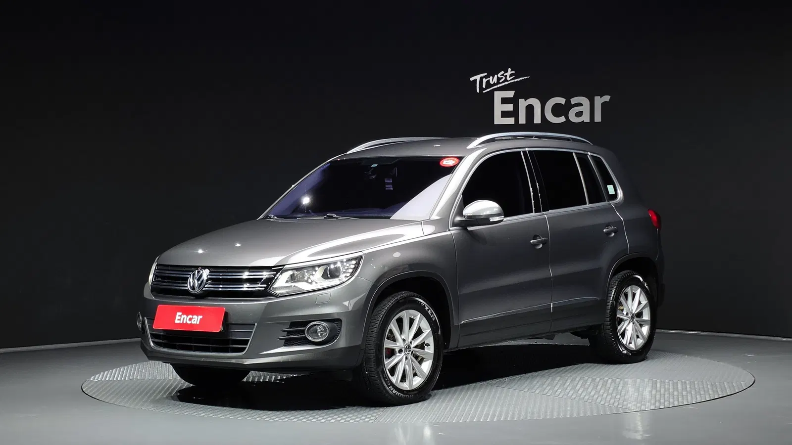 Volkswagen Tiguan 2.0 TDI Comfort 2015 — photo 1 sur 20