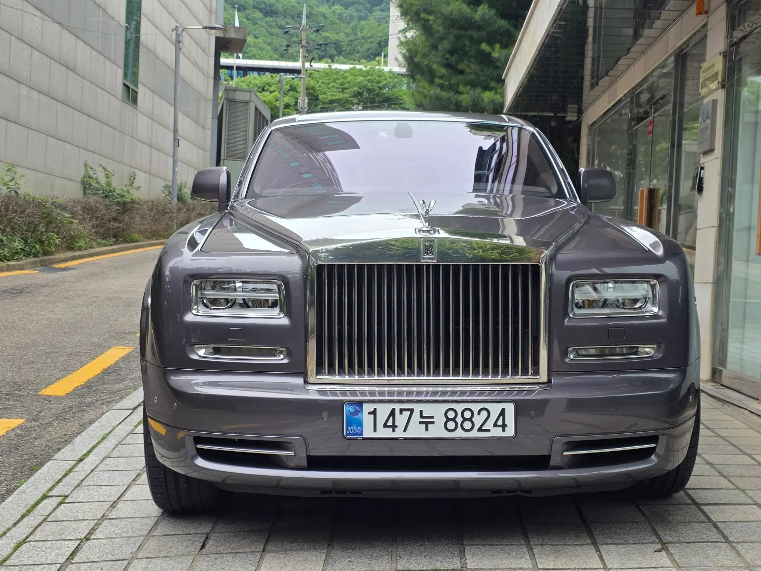Rolls-Royce Phantom 6.7 V12 2013 — photo 1 sur 25