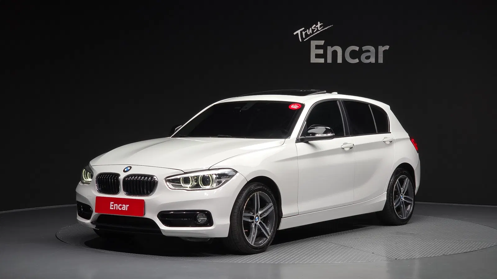 BMW Série 1 (F20) 118d Sport 5 portes 2018 — photo 1 sur 36
