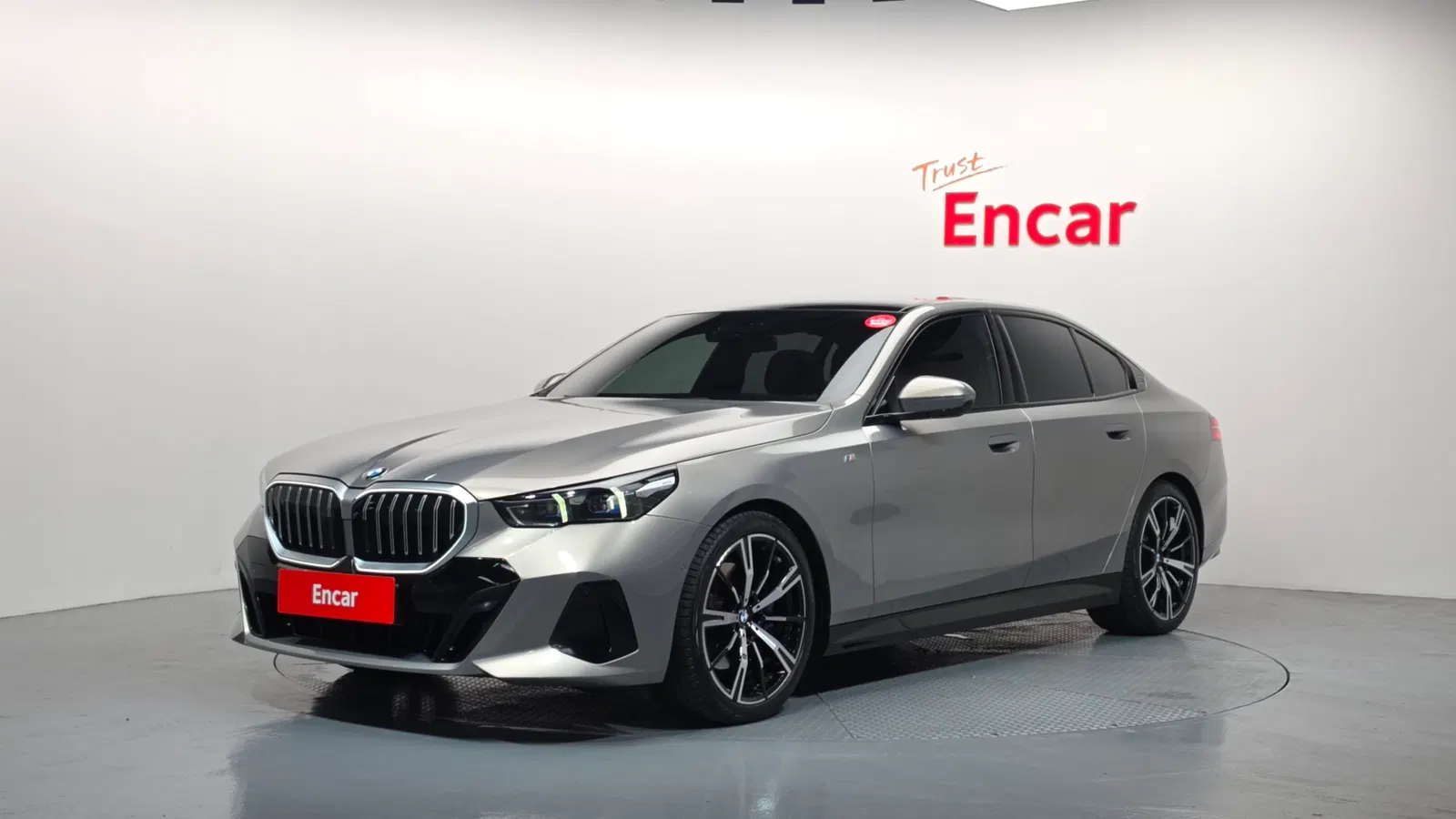 BMW Série 5 (G60) 530i xDrive M Sport 2025 — photo 1 sur 20