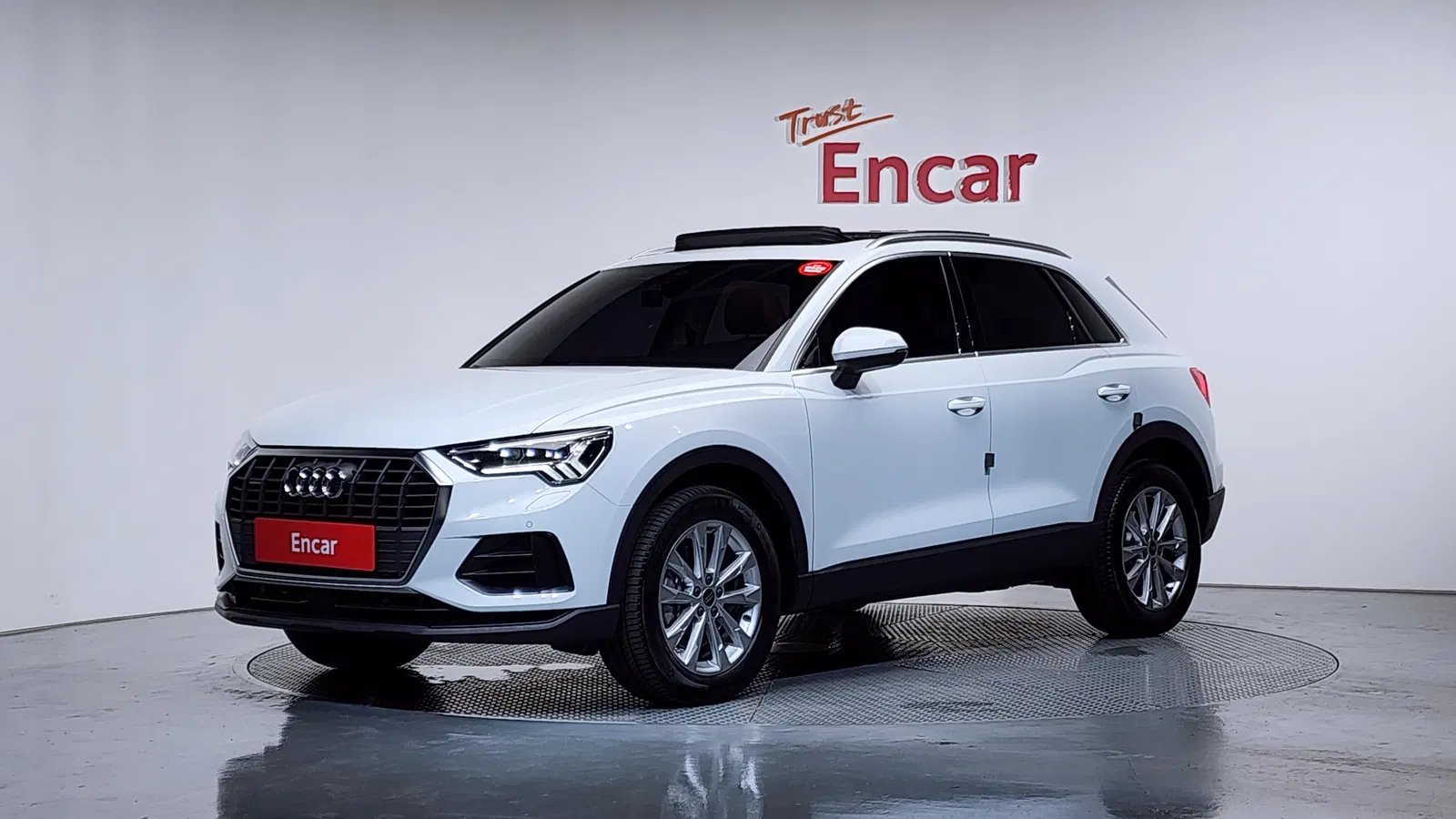 Audi Q3 (F3) 40 TFSI Quattro 2025 — photo 1 sur 34