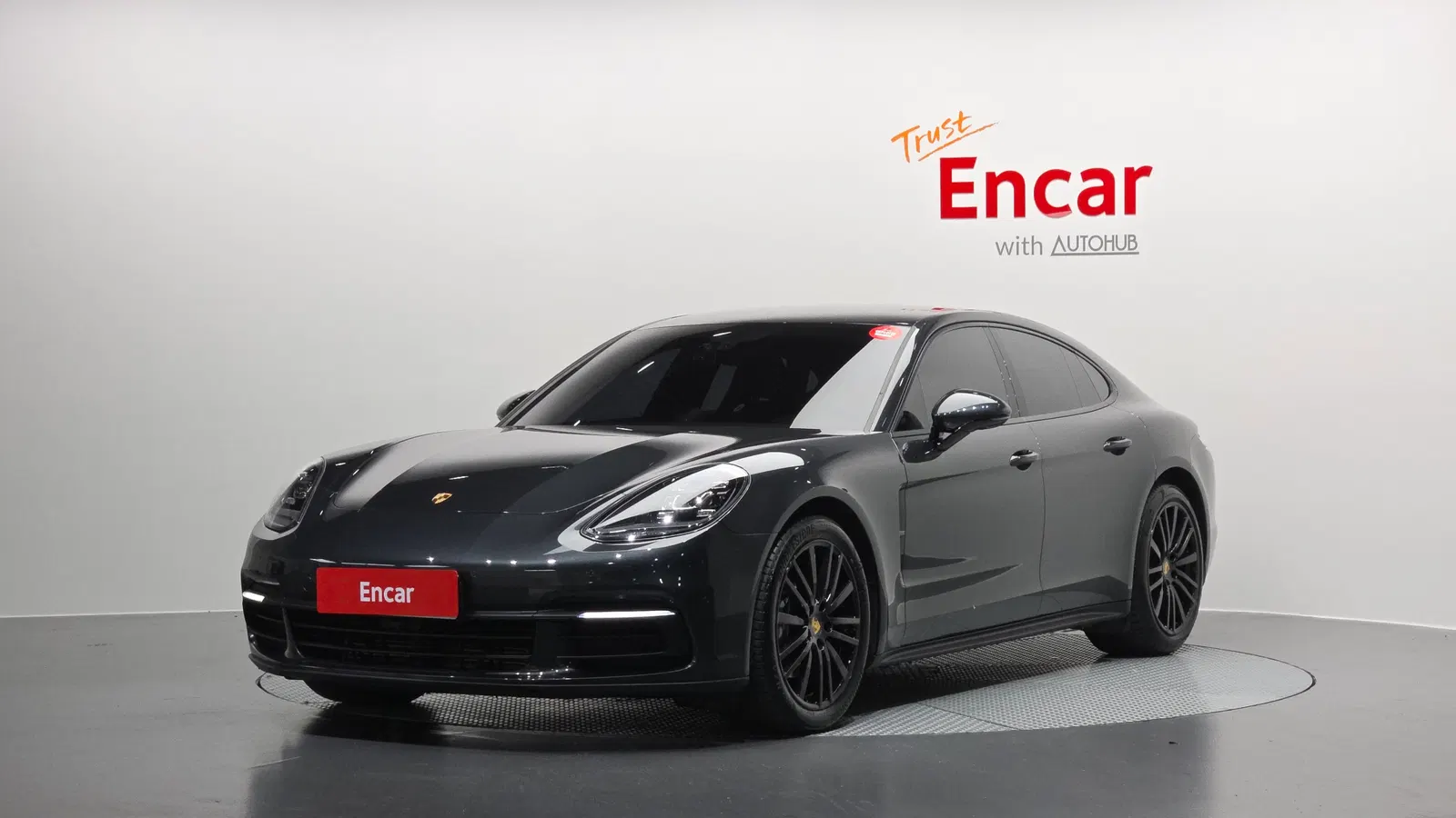 Porsche Panamera (971) 3.0 AWD 2018 — photo 1 sur 31