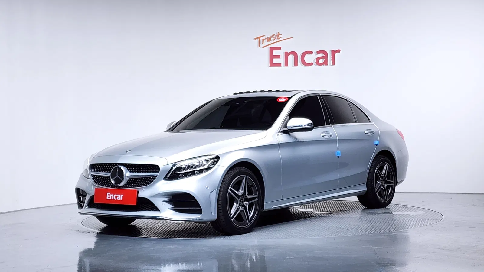 Mercedes-Benz Classe C AMG Line · C200 (W205) 2021 — photo 1 sur 40