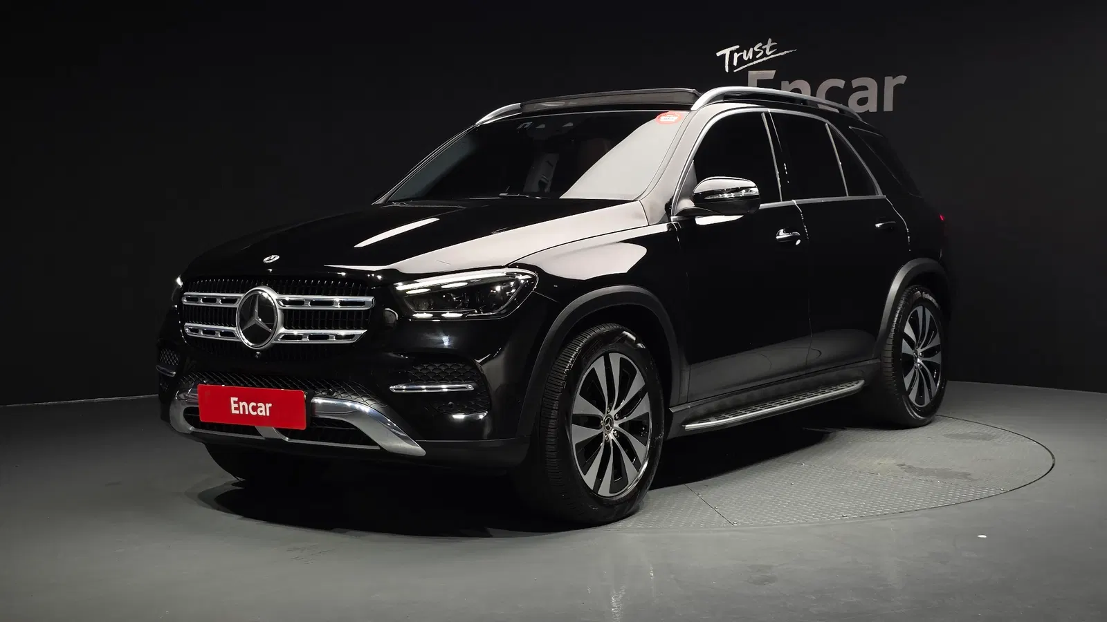 Mercedes-Benz GLE GLE300d 4MATIC (W167) 2023 — photo 1 sur 43