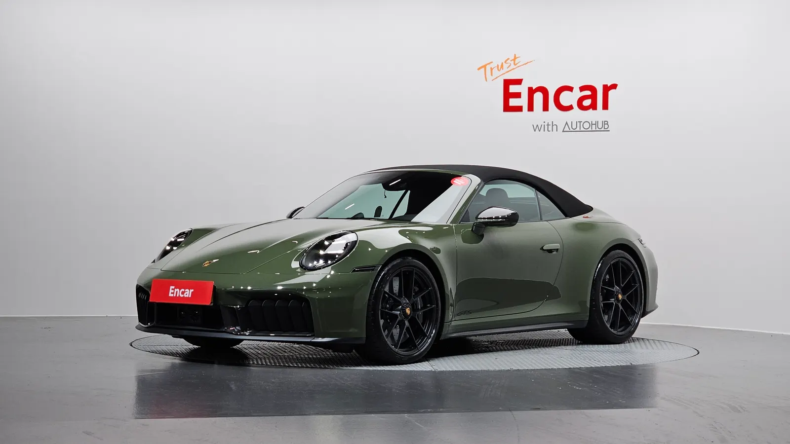 Porsche 911 (992) Carrera 4 GTS Cabriolet 2025 — photo 1 sur 39
