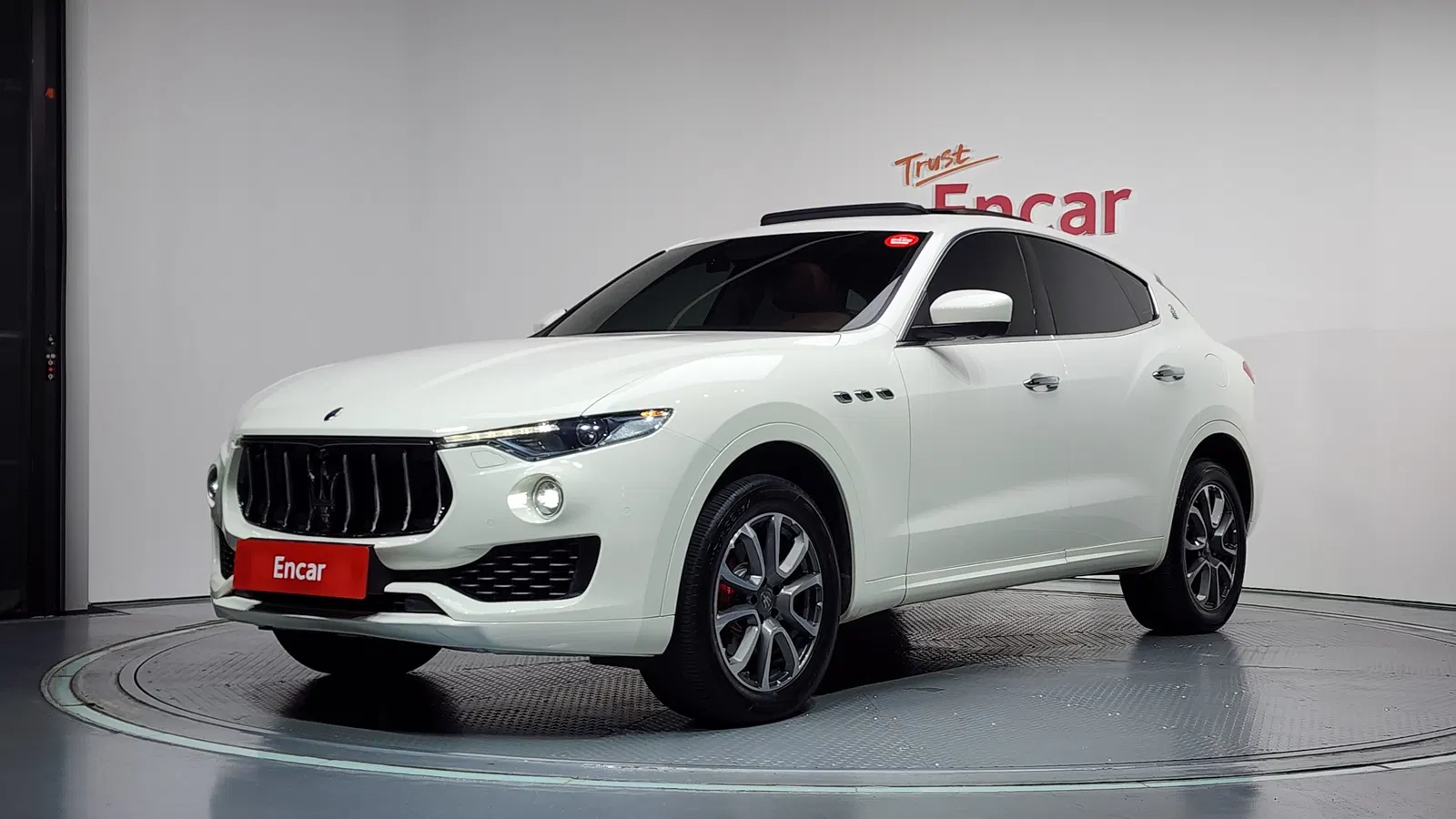 Maserati Levante 3.0 Diesel AWD 2017 — photo 1 sur 20