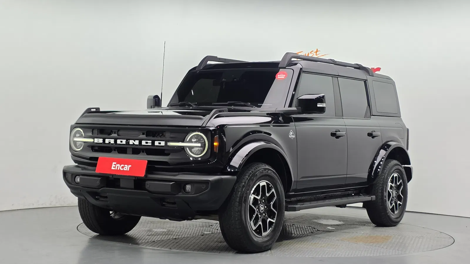 Ford Bronco 6e génération 2.7 Outer Banks 2023 — photo 1 sur 20
