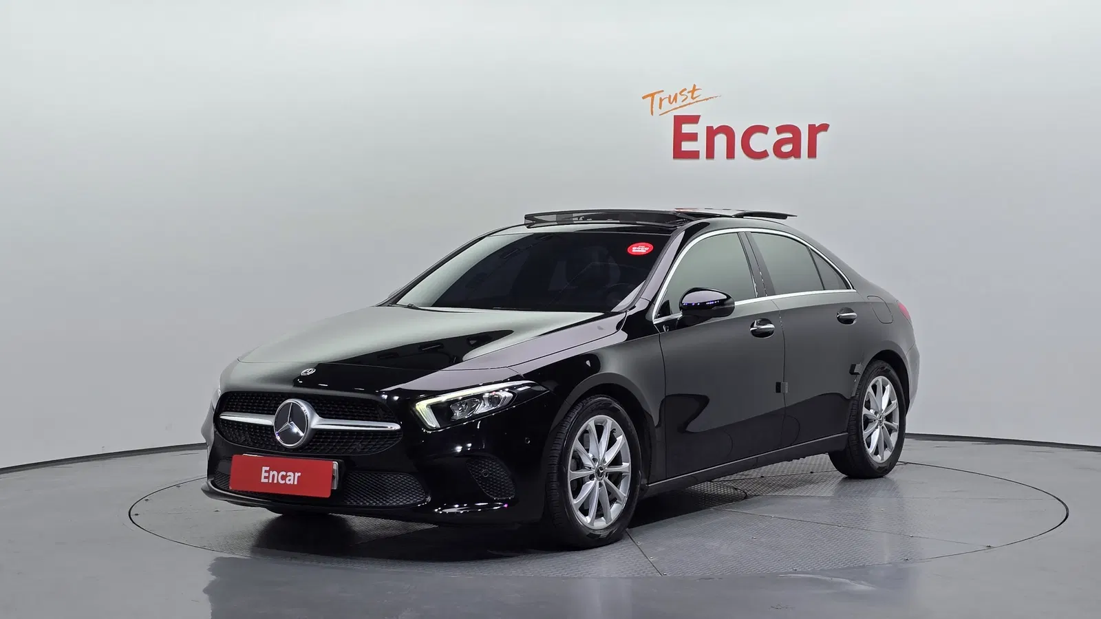 Mercedes-Benz Classe A A220 Berline (W177) 2020 — photo 1 sur 32