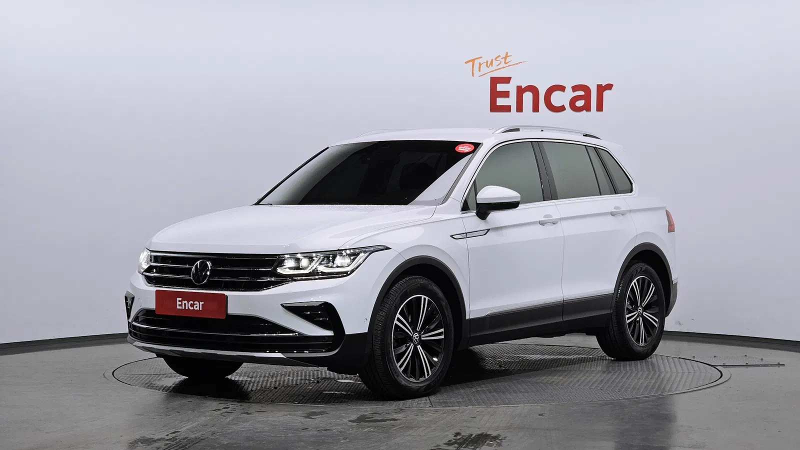Volkswagen Tiguan 2e génération 2.0 TDI Premium 2022 — photo 1 sur 20