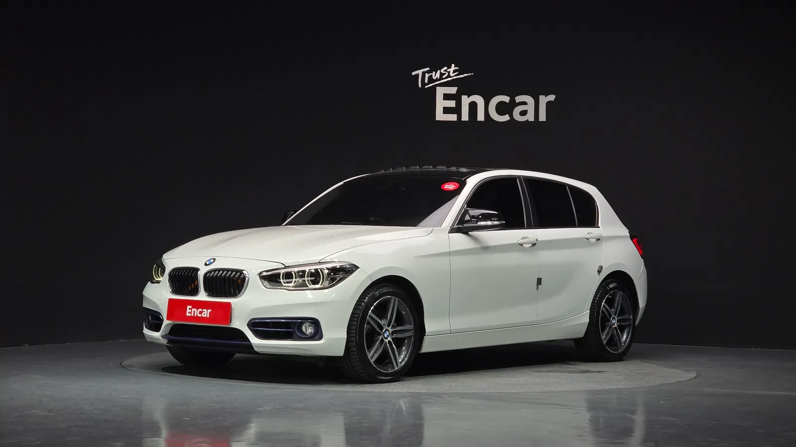 BMW Série 1 (F20) 118d Sport 5 portes 2018 — photo 1 sur 38