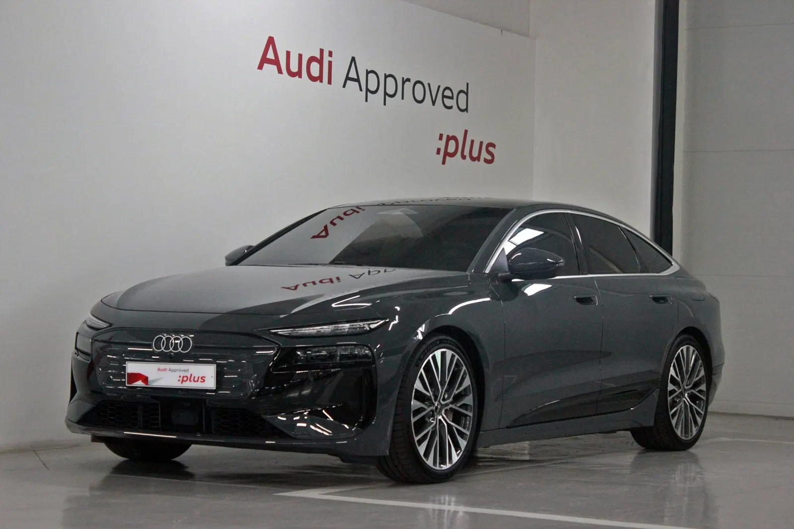 Audi A6 e-tron Performance Advanced 2025 — photo 1 sur 26
