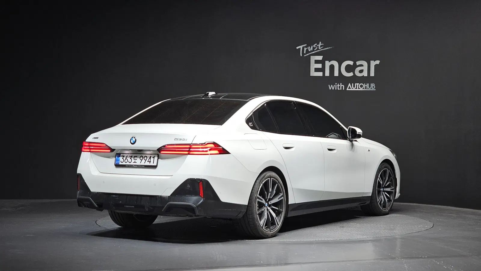 BMW Série 5 (G60) 530i xDrive M Sport 2025 — photo 1 sur 36