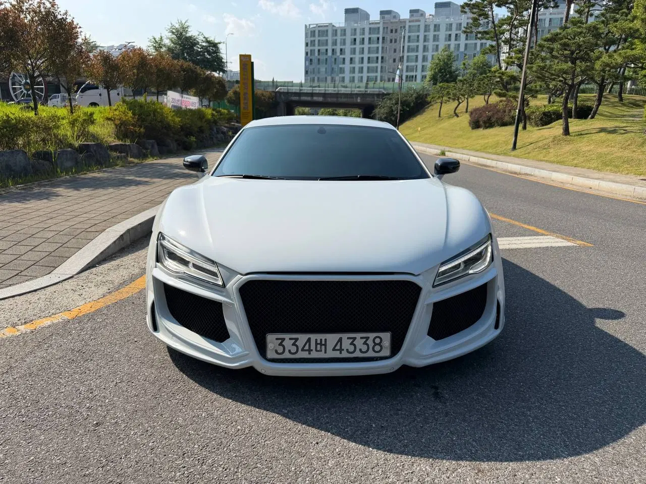 Audi R8 5.2 V10 Coupé 2015 — photo 1 sur 8