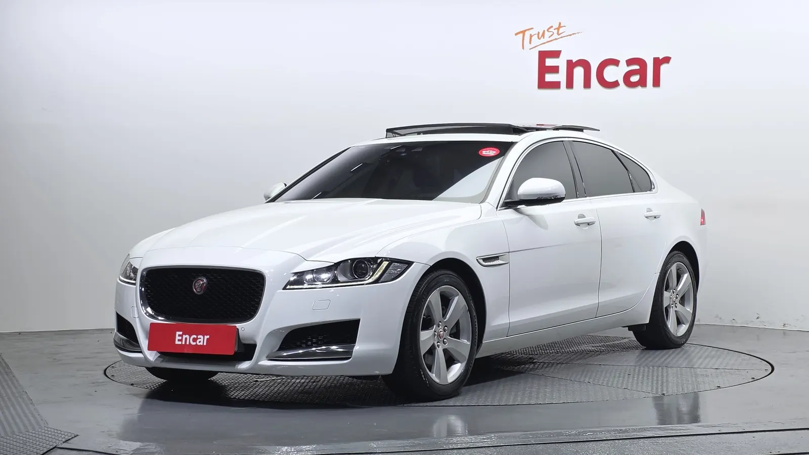 Jaguar XF (X260) 20d Prestige AWD 2018 — photo 1 sur 20