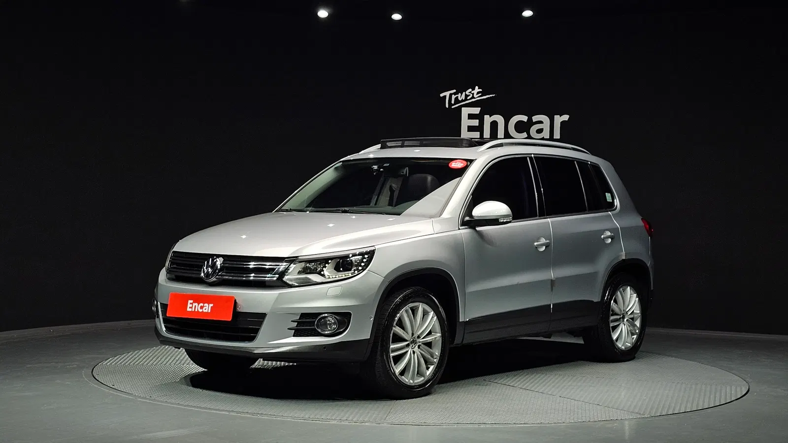 Volkswagen Tiguan 2.0 TDI Premium 2014 — photo 1 sur 20