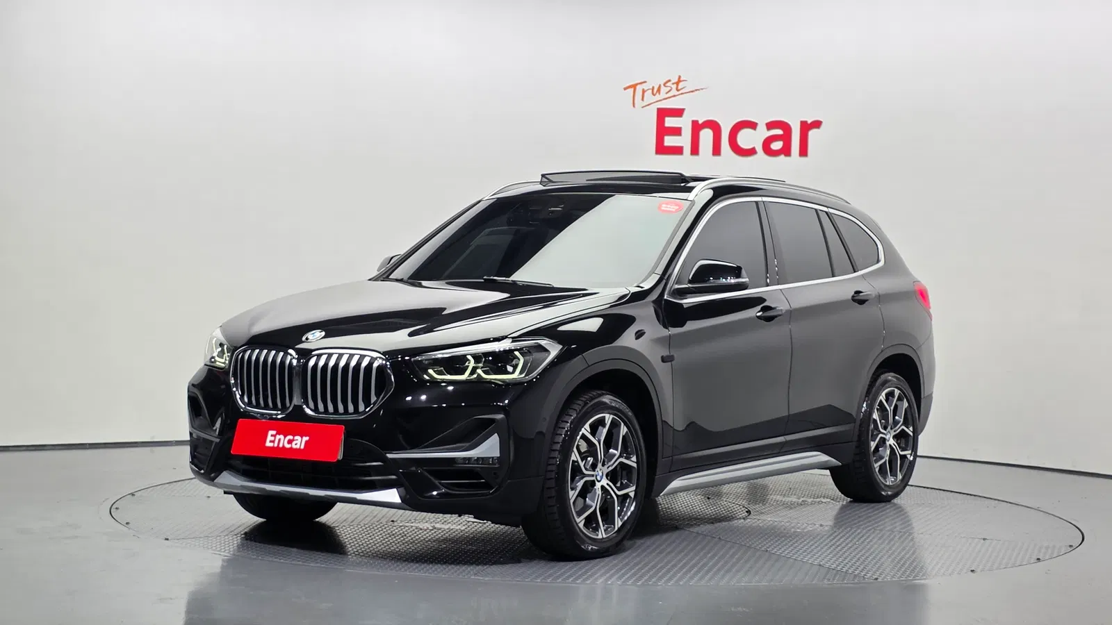 BMW X1 (F48) xDrive 20i xLine 2021 — photo 1 sur 32