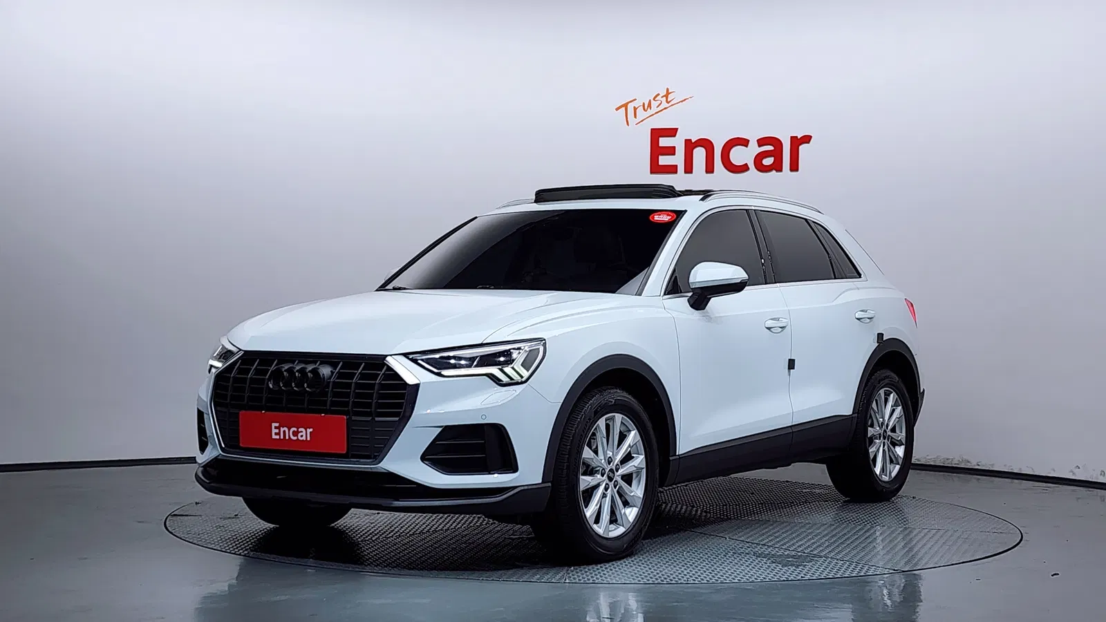 Audi Q3 (F3) 35 TDI 2023 — photo 1 sur 34