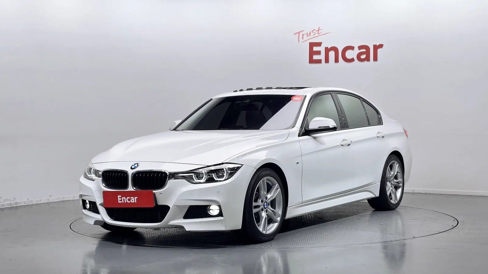 BMW Série 3 (F30) 330i M Sport Shadow 2018 — photo 1 sur 26
