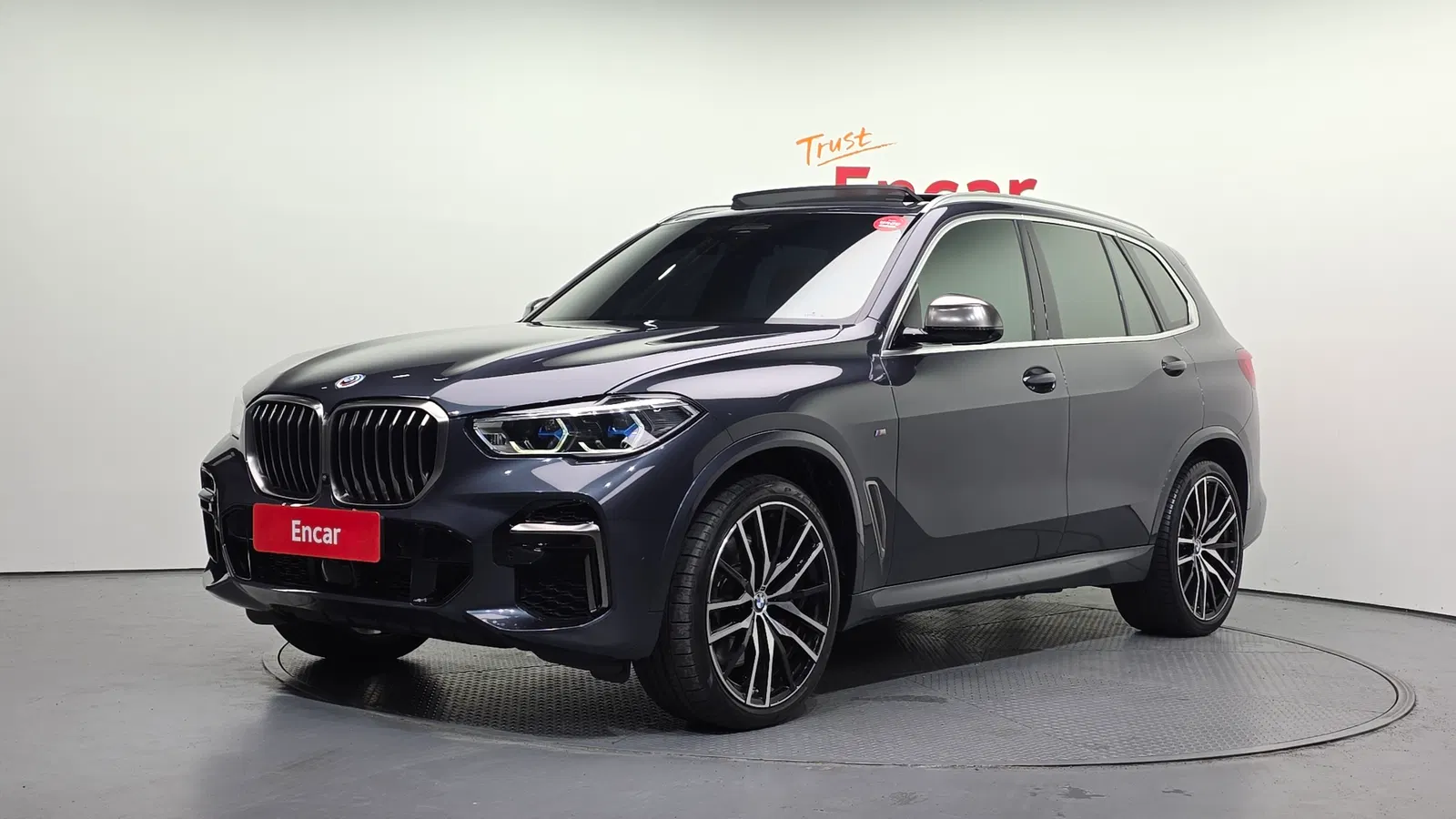BMW X5 (G05) M50i 2022 — photo 1 sur 38
