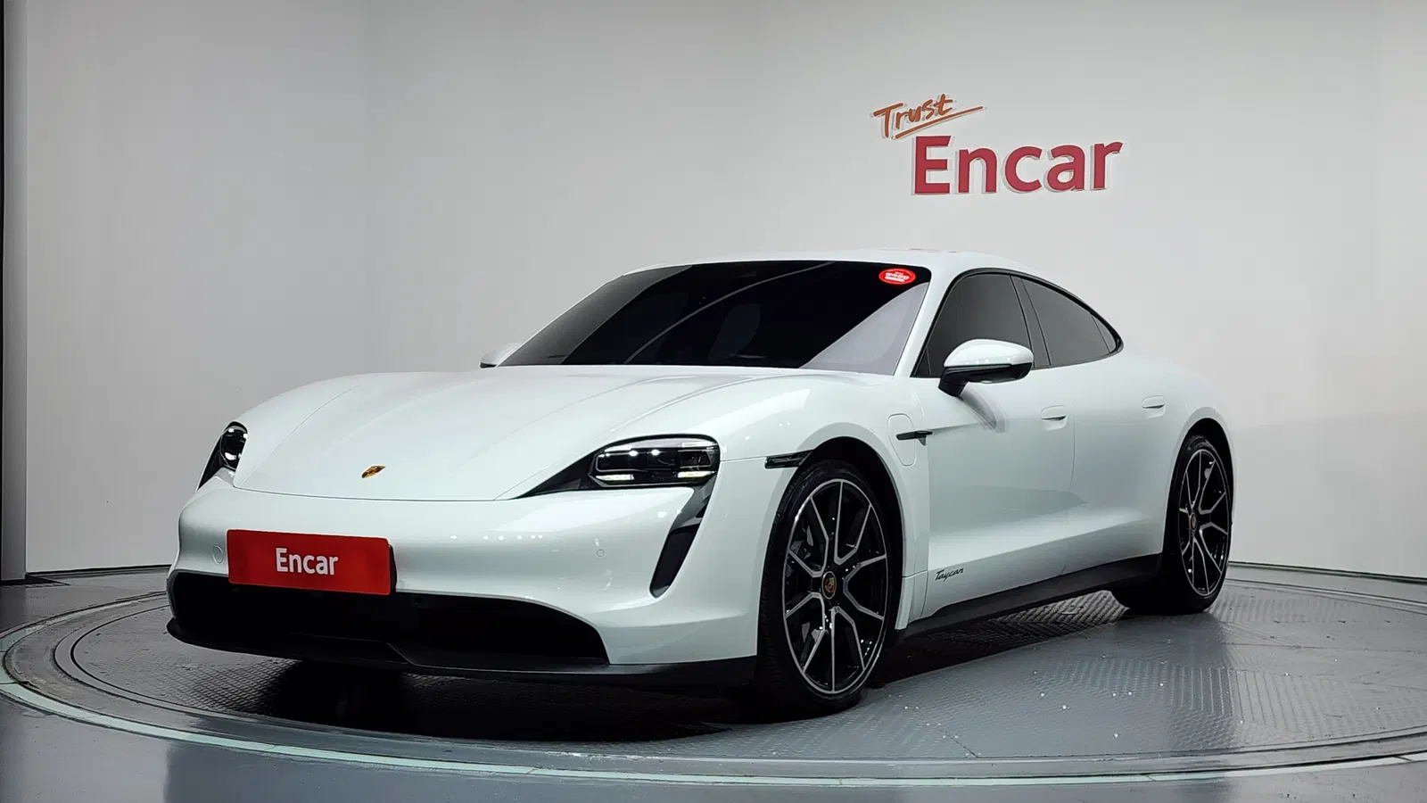 Porsche Taycan Base 2023 — photo 1 sur 20