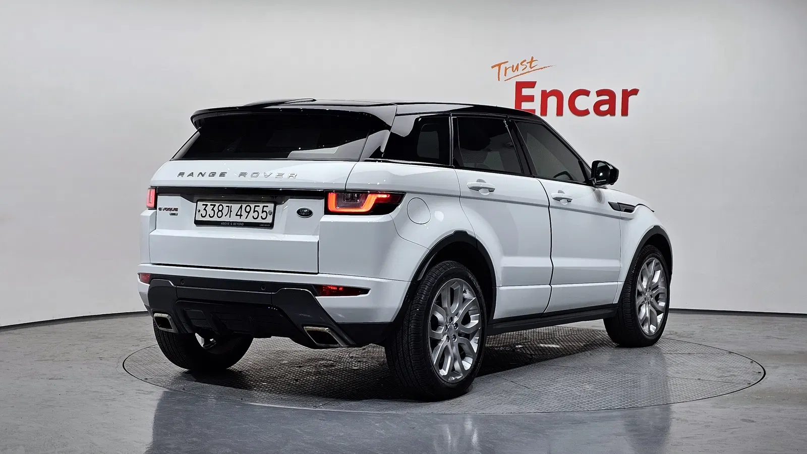 Land Rover Range Rover Evoque 2.0 TD4 HSE Dynamic 2019 — photo 1 sur 32