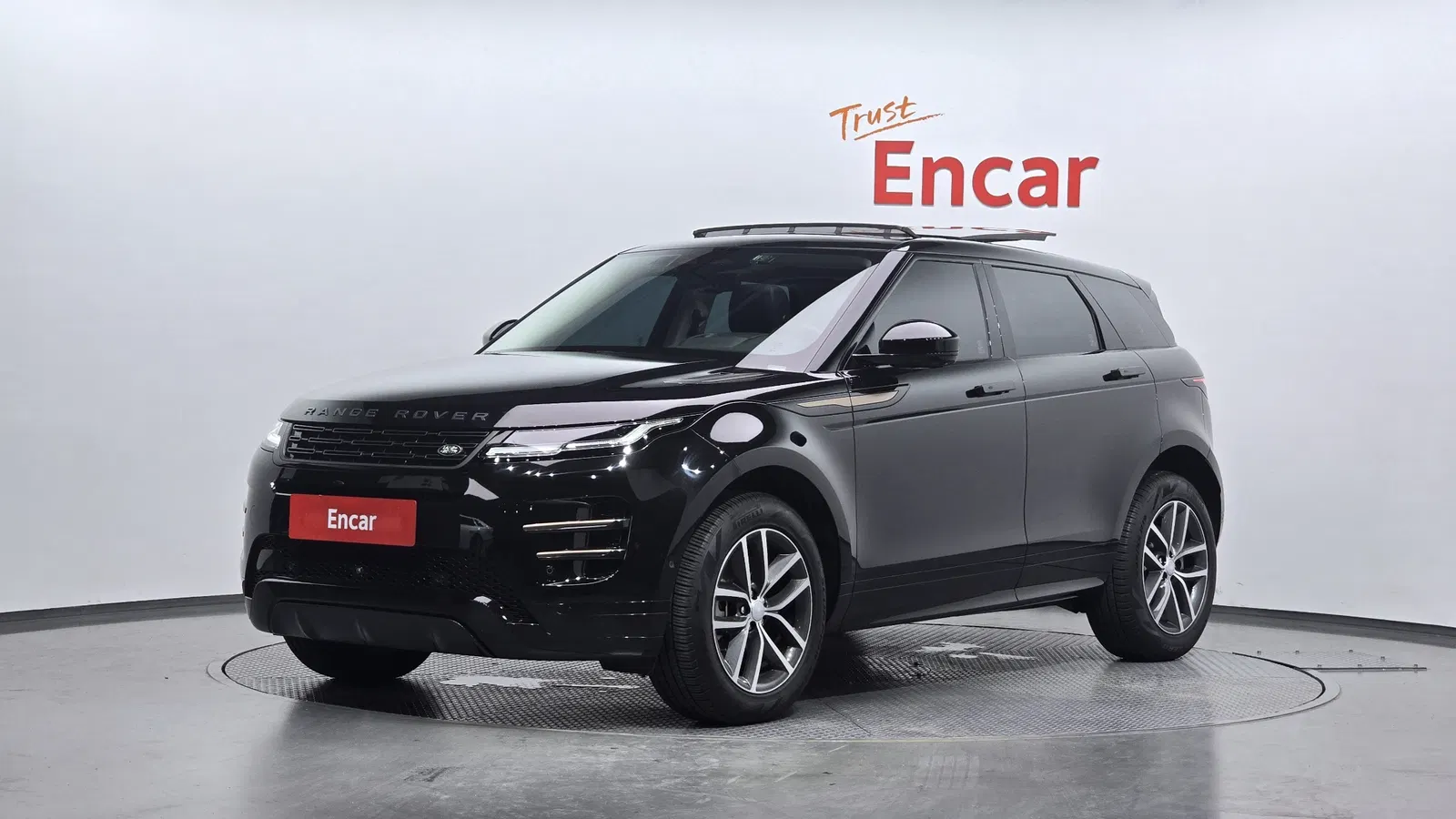 Land Rover Range Rover Evoque 2e génération P250 Dynamic SE 2025 — photo 1 sur 20