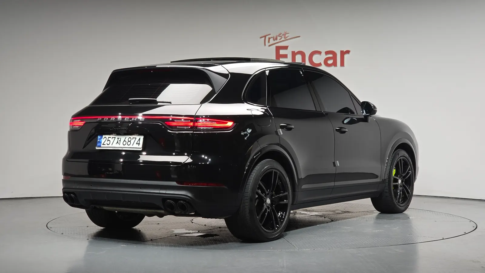 Porsche Cayenne (PO536) 3.0 E-Hybride Platinum Edition 2023 — photo 1 sur 42