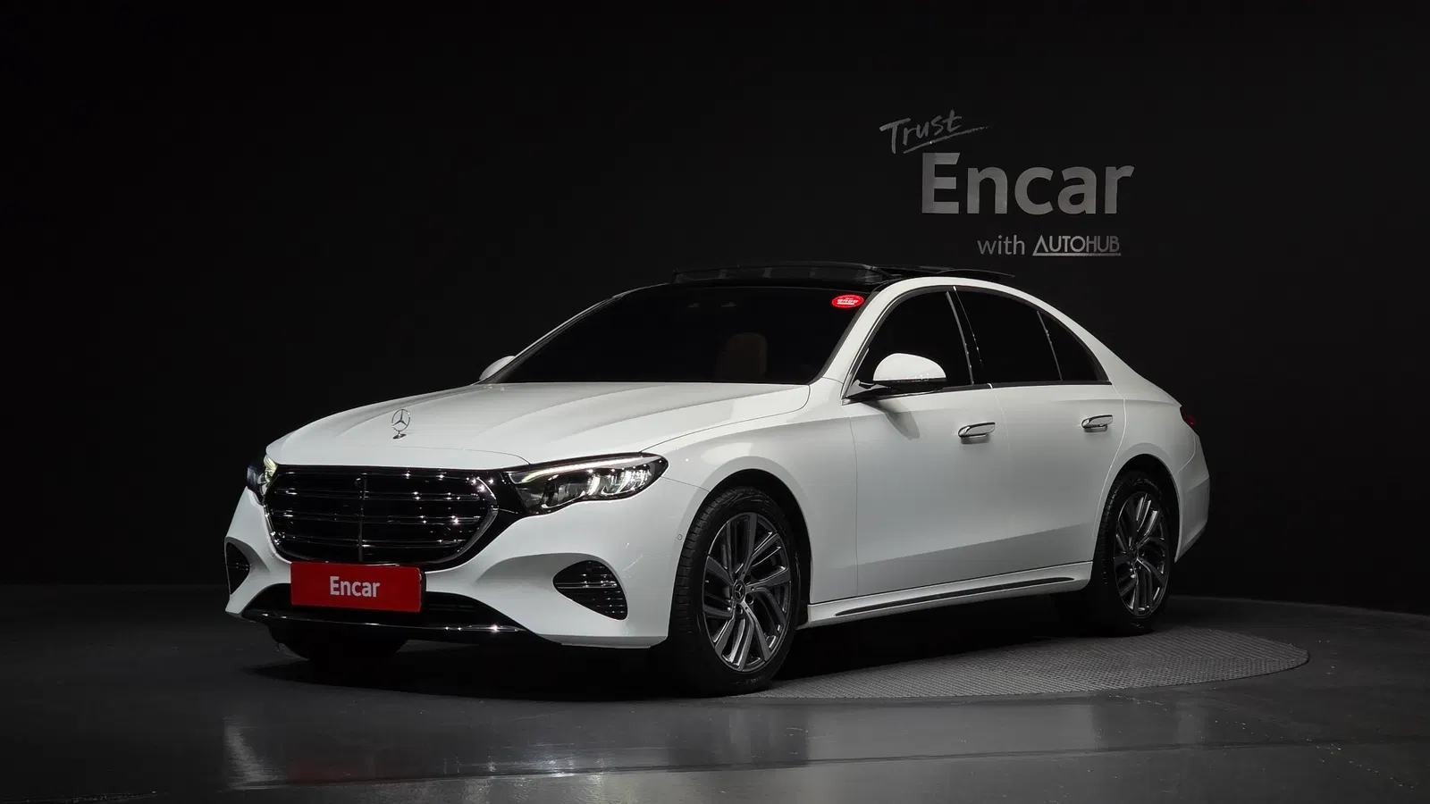 Mercedes-Benz Classe E E220d 4MATIC Exclusive (W214) 2024 — photo 1 sur 30