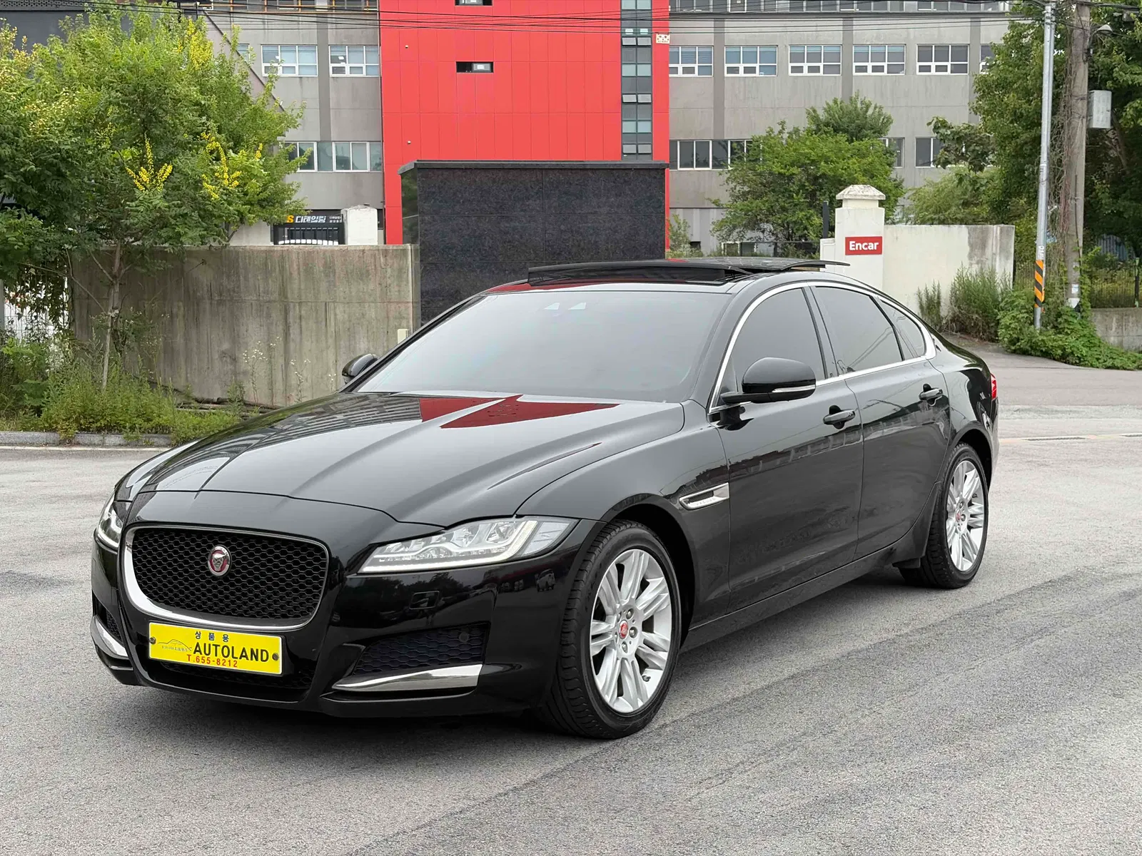 Jaguar XF (X260) 20d Portfolio 2019 — photo 1 sur 20