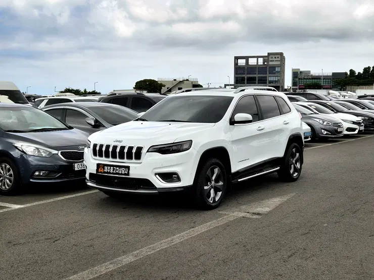 Jeep Cherokee(KL) 2.4 Limited AWD 2020 — photo 1 sur 26