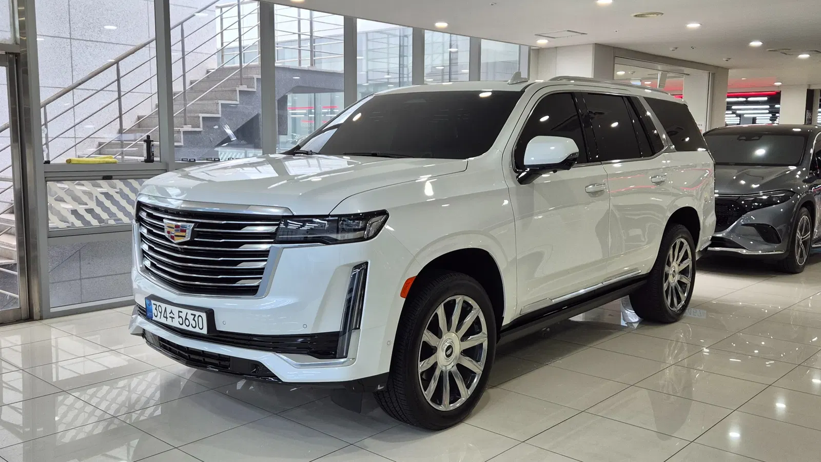 Cadillac Escalade 5e génération 6.2 2023 — photo 1 sur 26