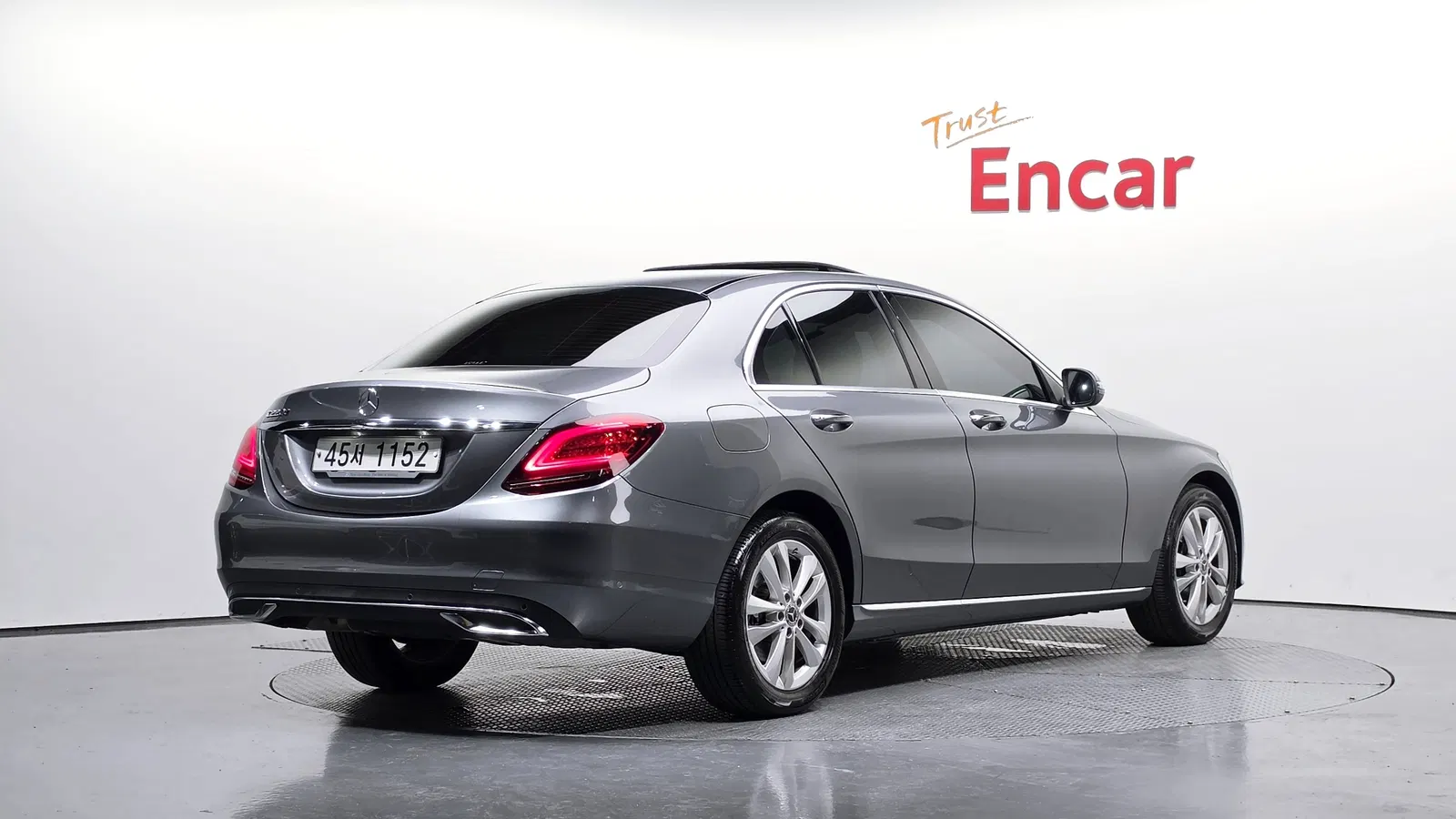 Mercedes-Benz Classe C C220 d Avantgarde (W205) 2019 — photo 1 sur 31