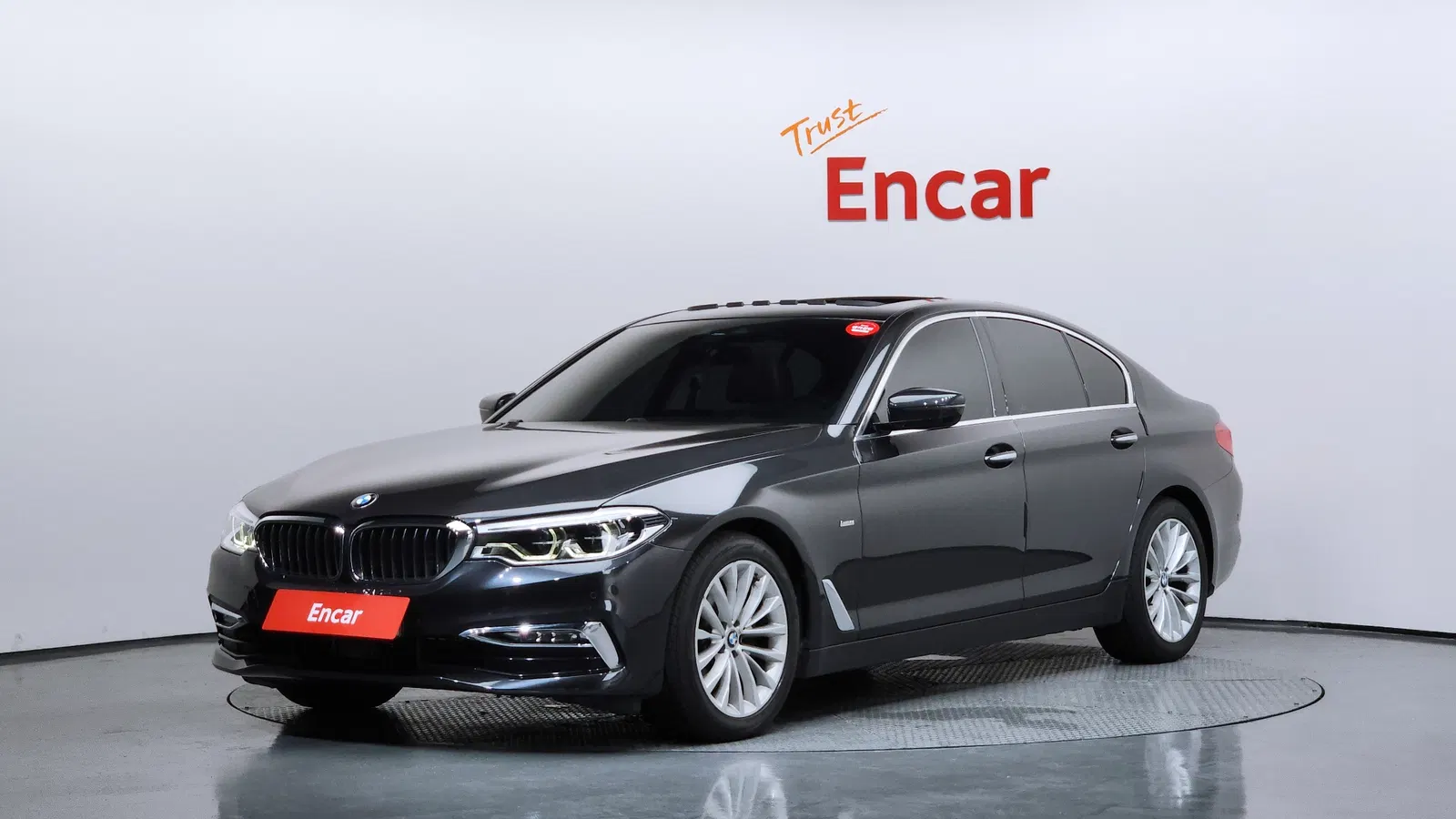 BMW Série 5 (G30) 520d xDrive Luxury Plus 2018 — photo 1 sur 26