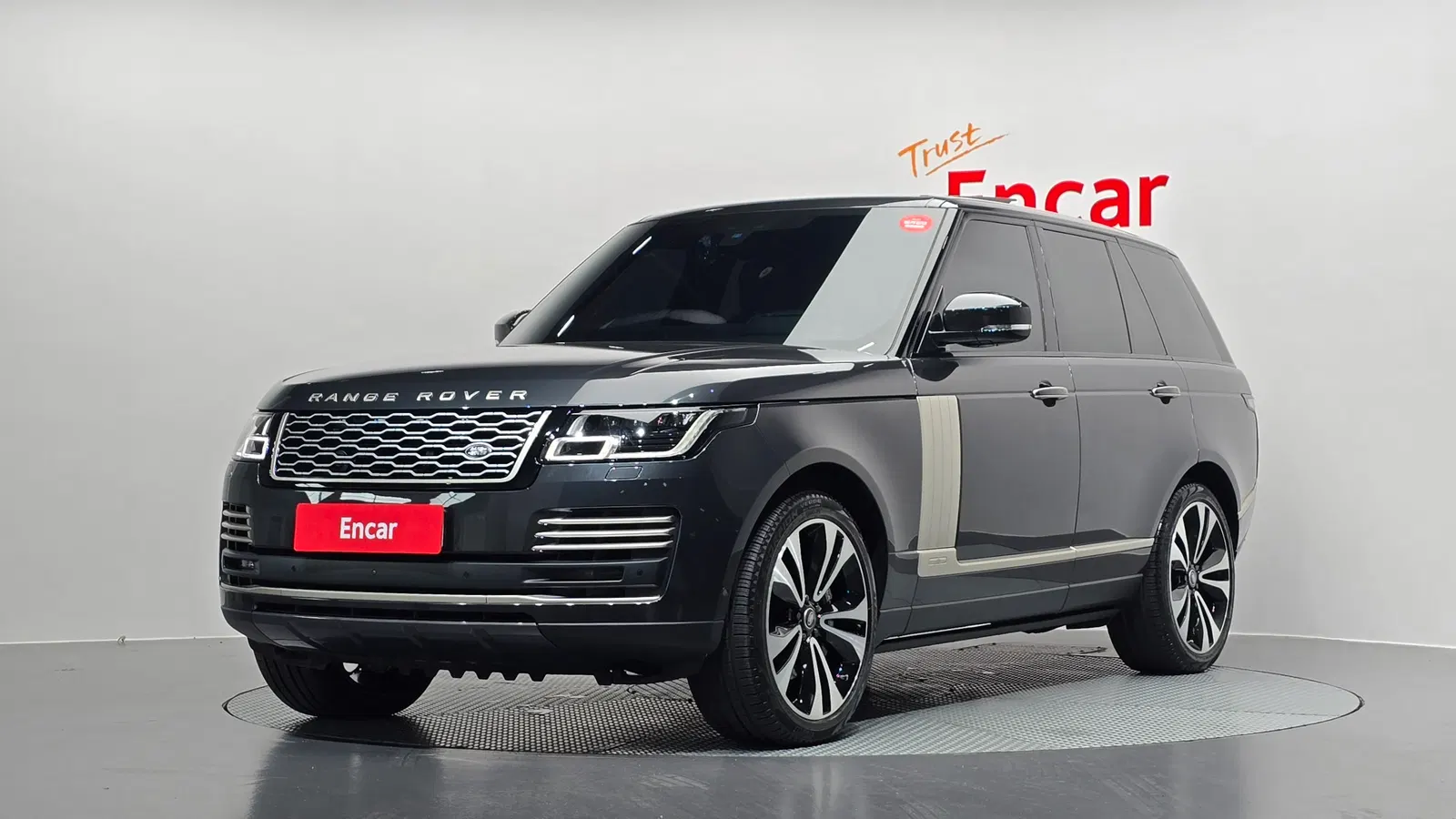 Land Rover Range Rover 4e génération 5.0 SC Range Rover 50 2021 — photo 1 sur 33