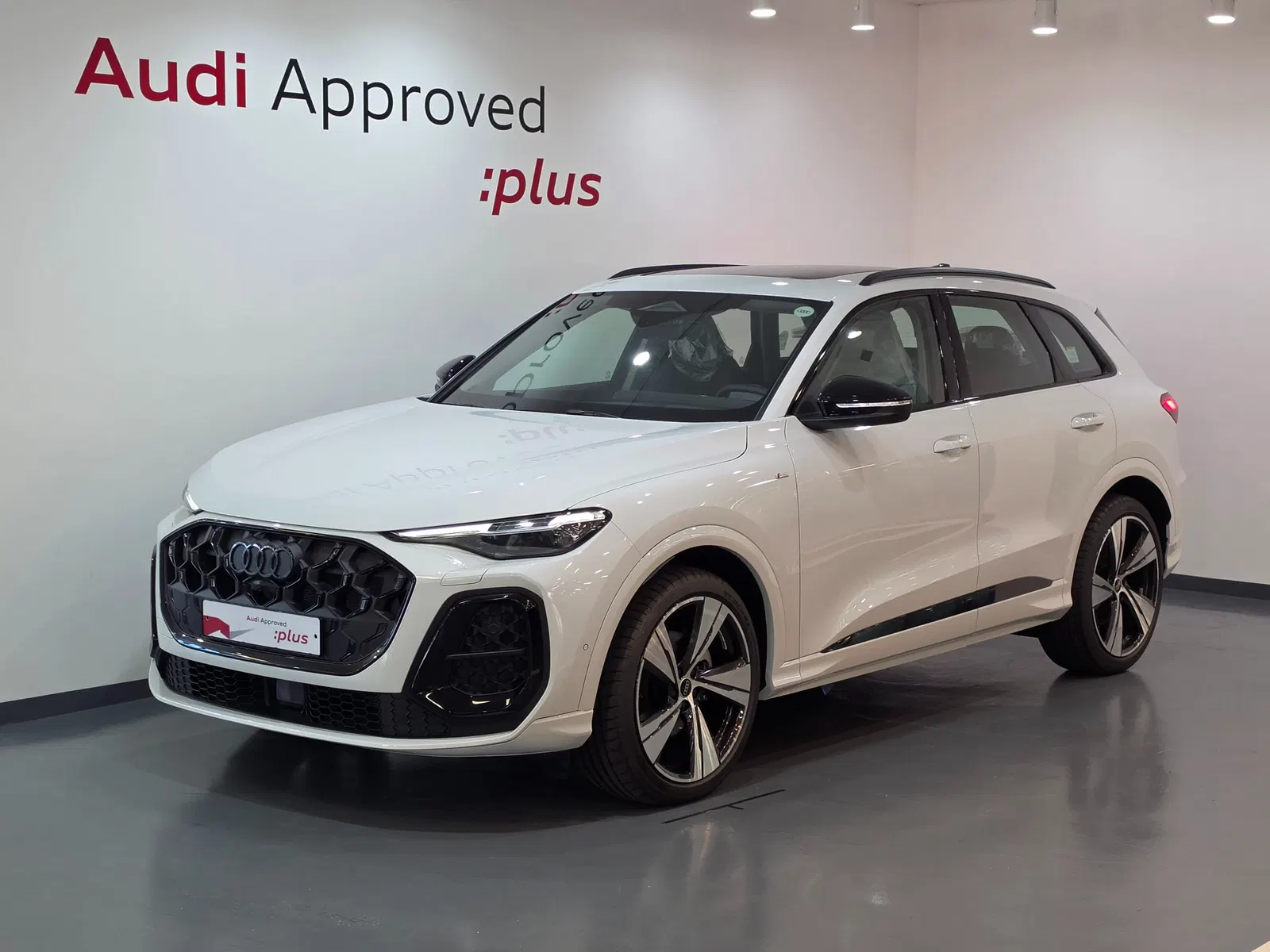 Audi Q5 (80A) 45 TFSI Quattro S Line 2025 — photo 1 sur 26