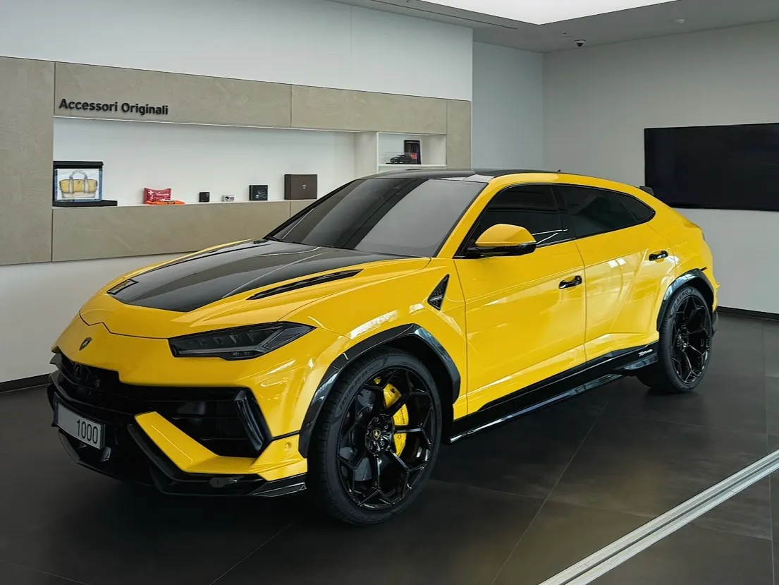 Lamborghini Urus 4.0 V8 Performante 2024 — photo 1 sur 16
