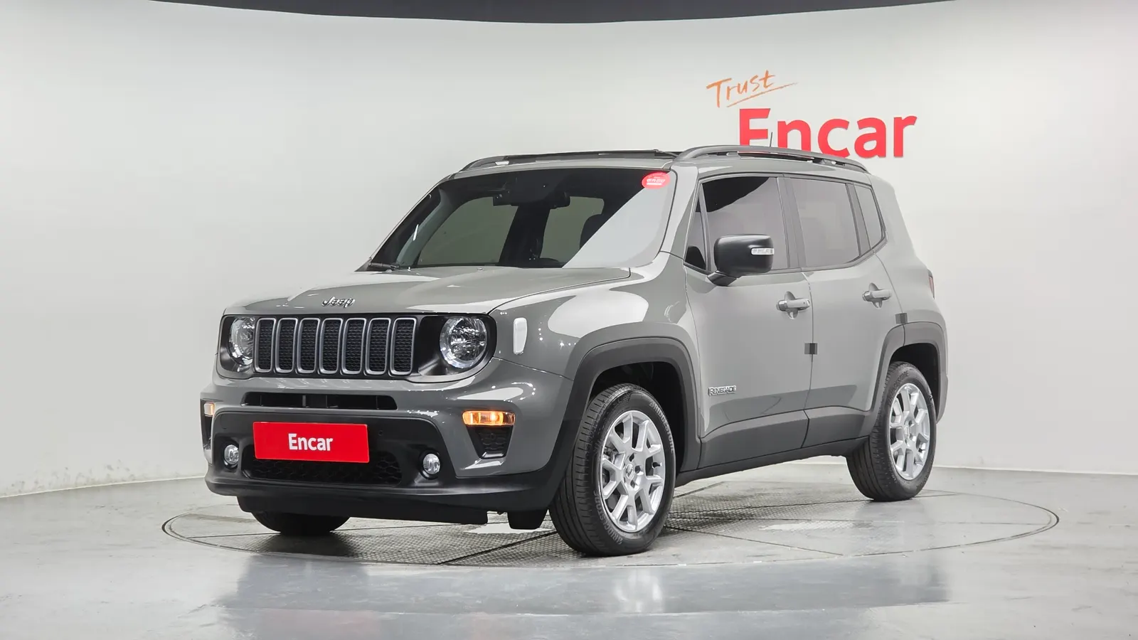 Jeep Renegade 1.3 Longitude 2022 — photo 1 sur 38