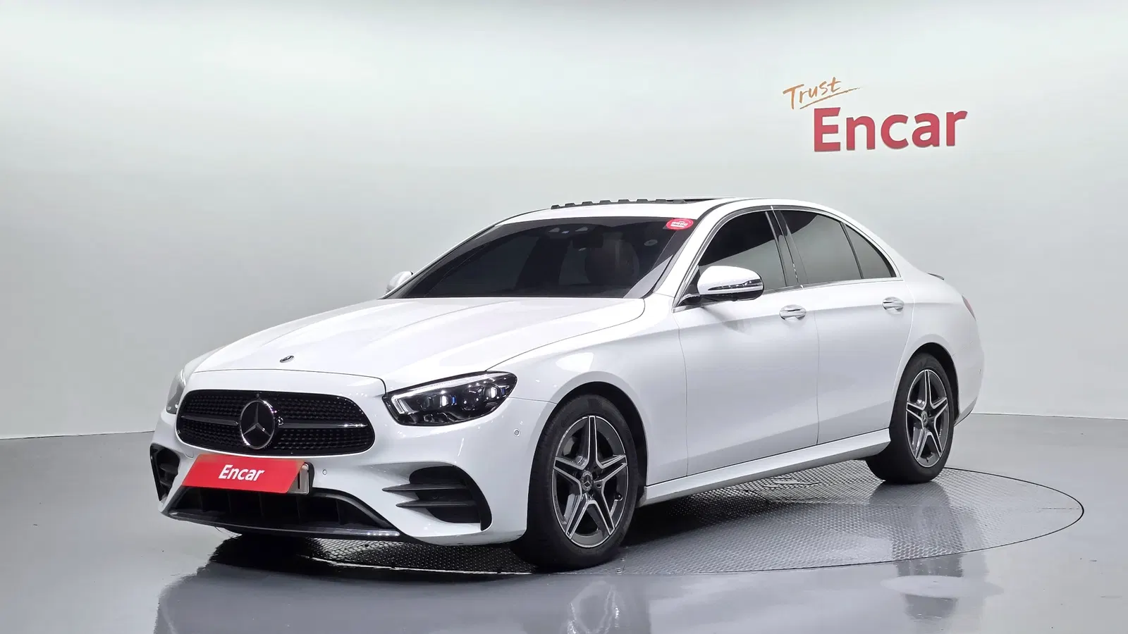 Mercedes-Benz Classe E AMG Line · E250 (W213) 2023 — photo 1 sur 20