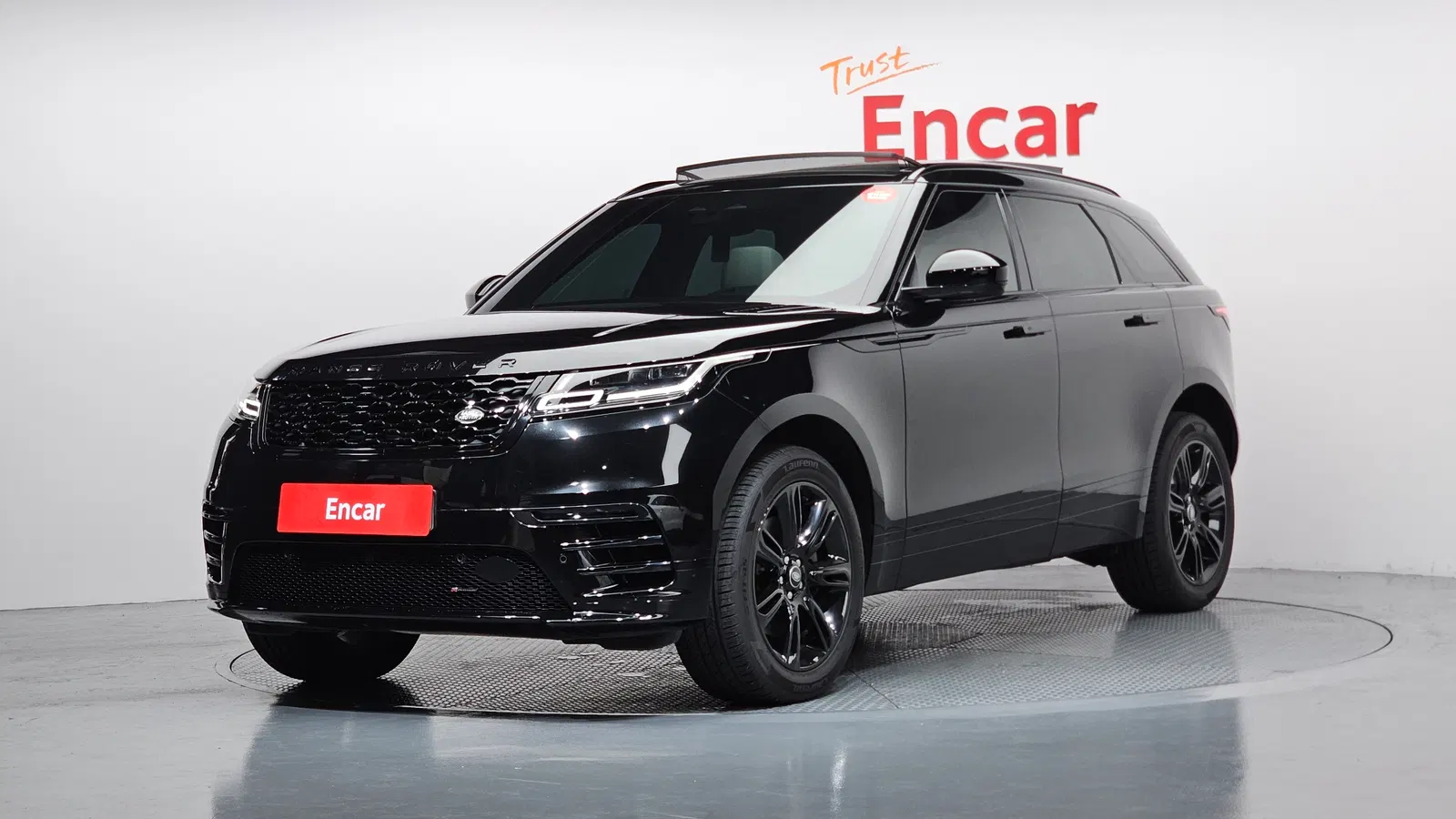 Land Rover Range Rover Velar 2.0 P250 LE 2023 — photo 1 sur 20