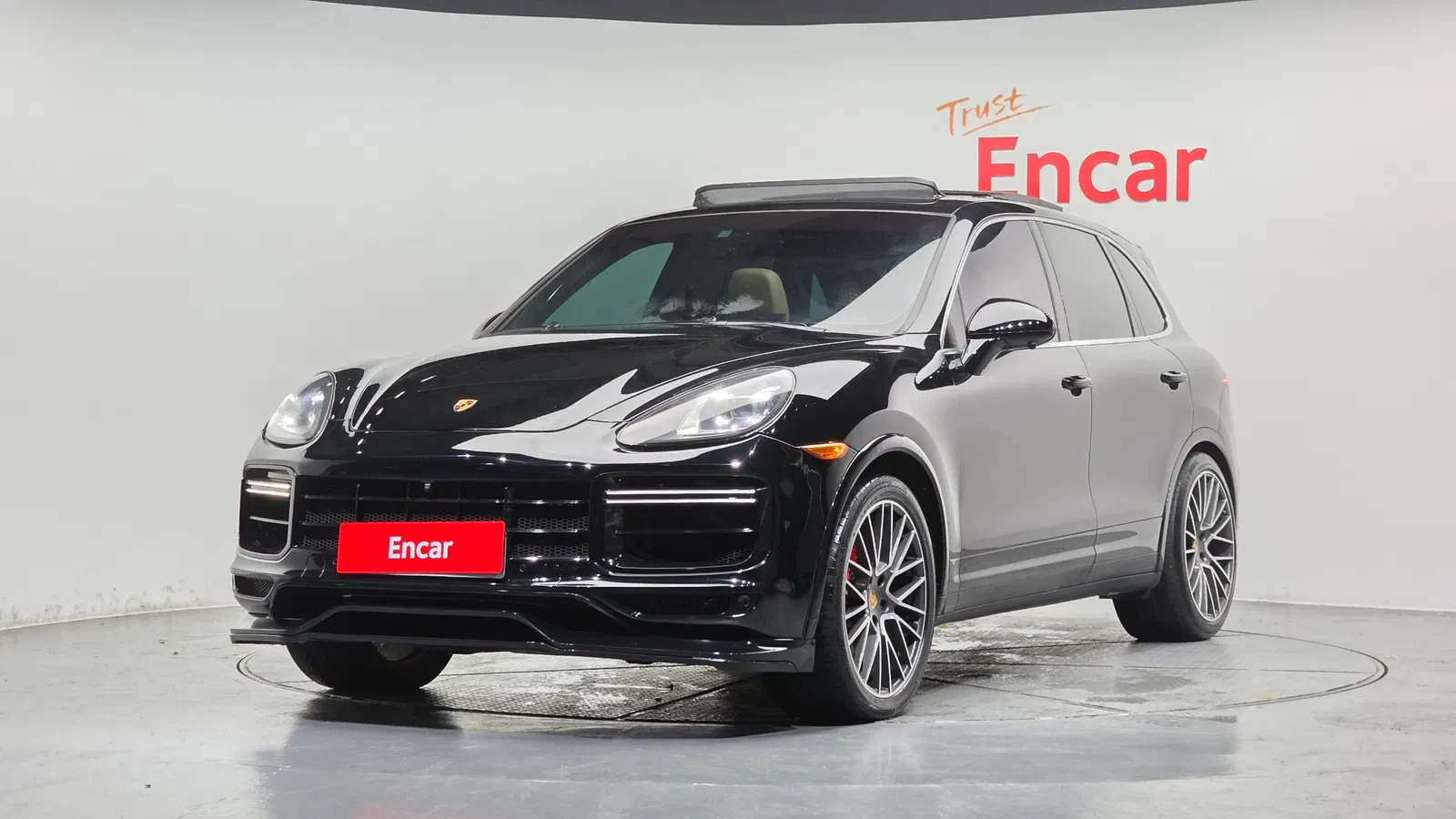 Porsche Cayenne 4.8 Turbo S 2014 — photo 1 sur 20