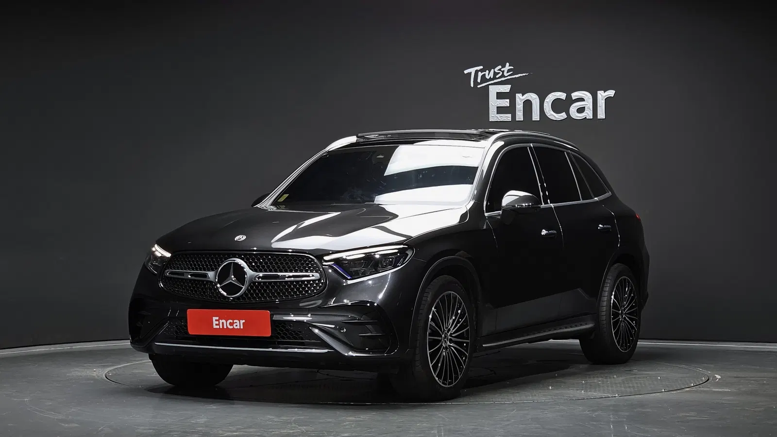 Mercedes-Benz GLC AMG Line · GLC300 4MATIC (X254) 2024 — photo 1 sur 26